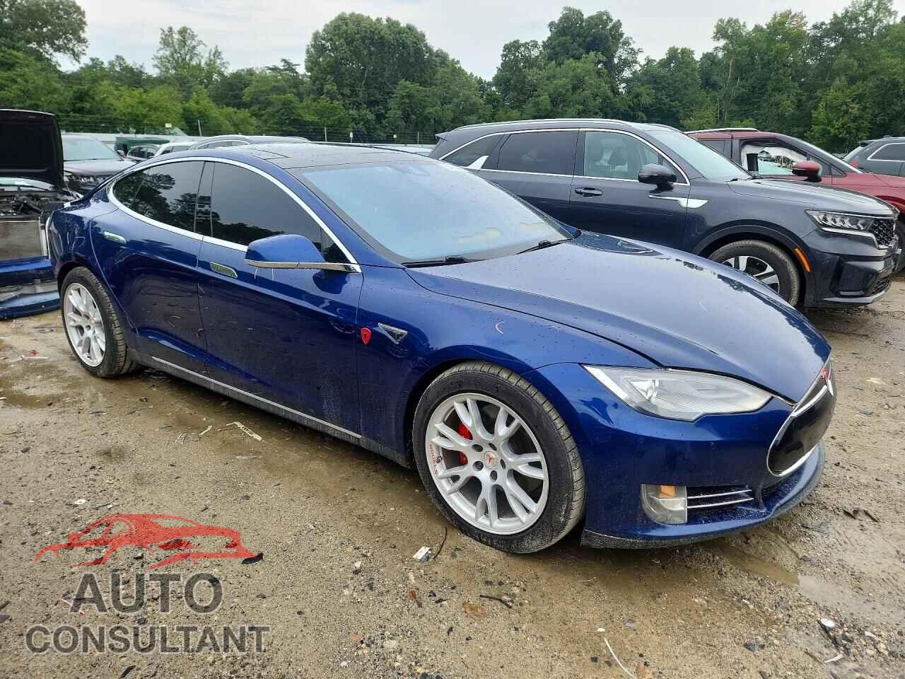 TESLA MODEL S 2015 - 5YJSA4H43FF089996