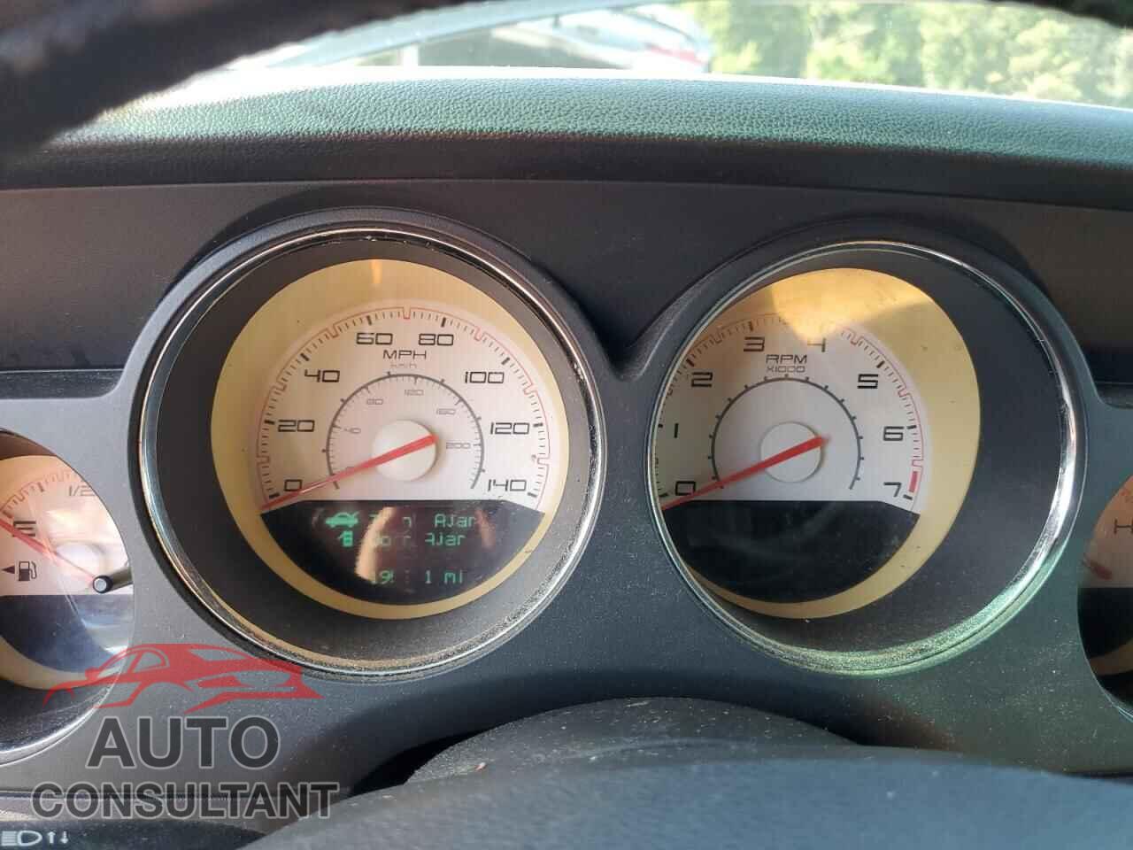 DODGE CHALLENGER 2013 - 2C3CDYAG2DH676113
