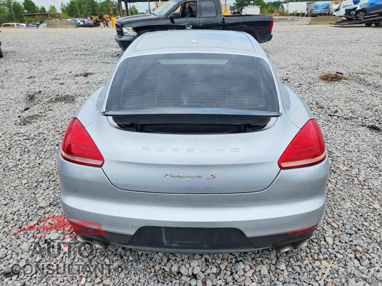PORSCHE PANAMERA 2014 - WP0AB2A76EL056357