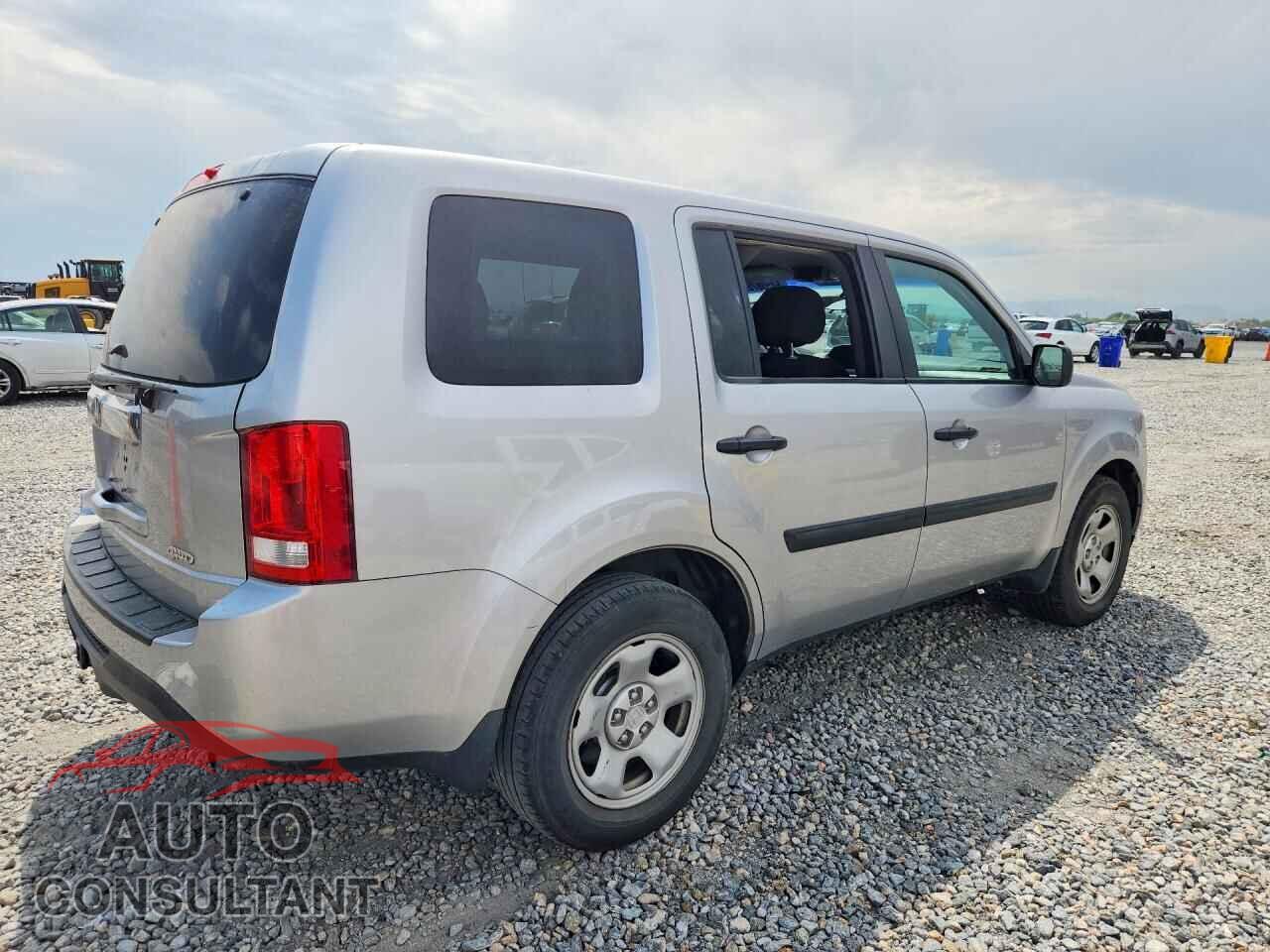 HONDA PILOT 2015 - 5FNYF4H25FB042995