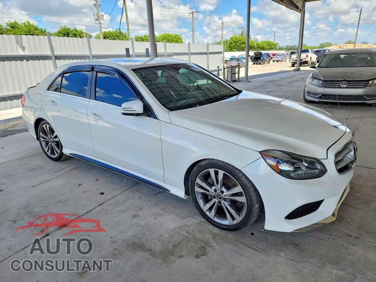 MERCEDES-BENZ E-CLASS 2015 - WDDHF5KB8FB097237
