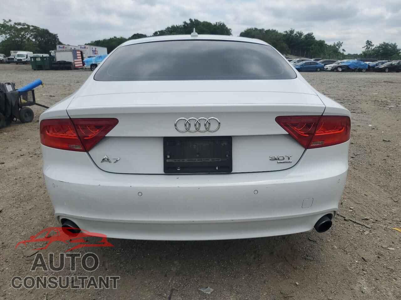 AUDI A7 2013 - WAUYGAFC7DN068727