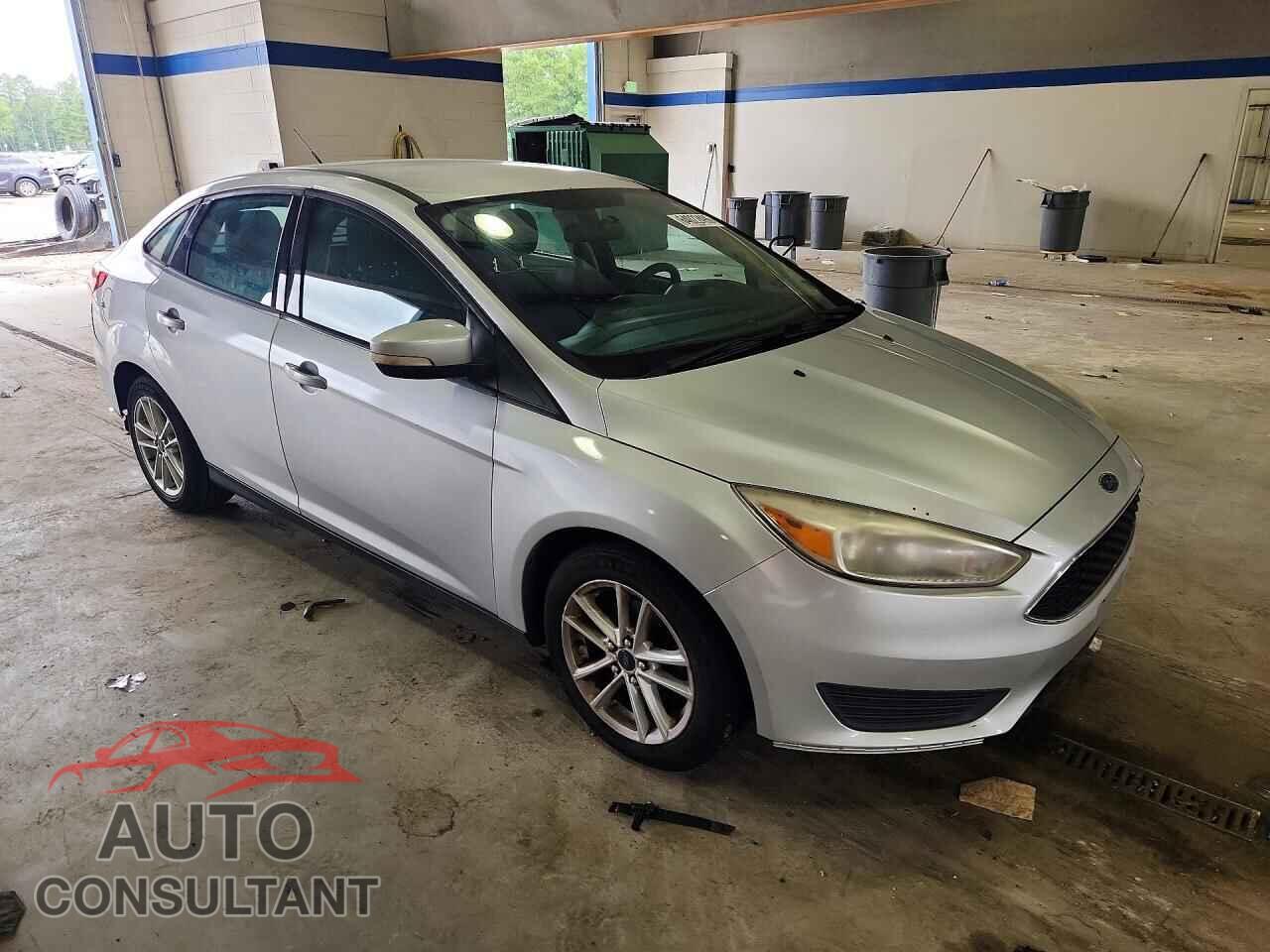 FORD FOCUS 2015 - 1FADP3F26FL376402