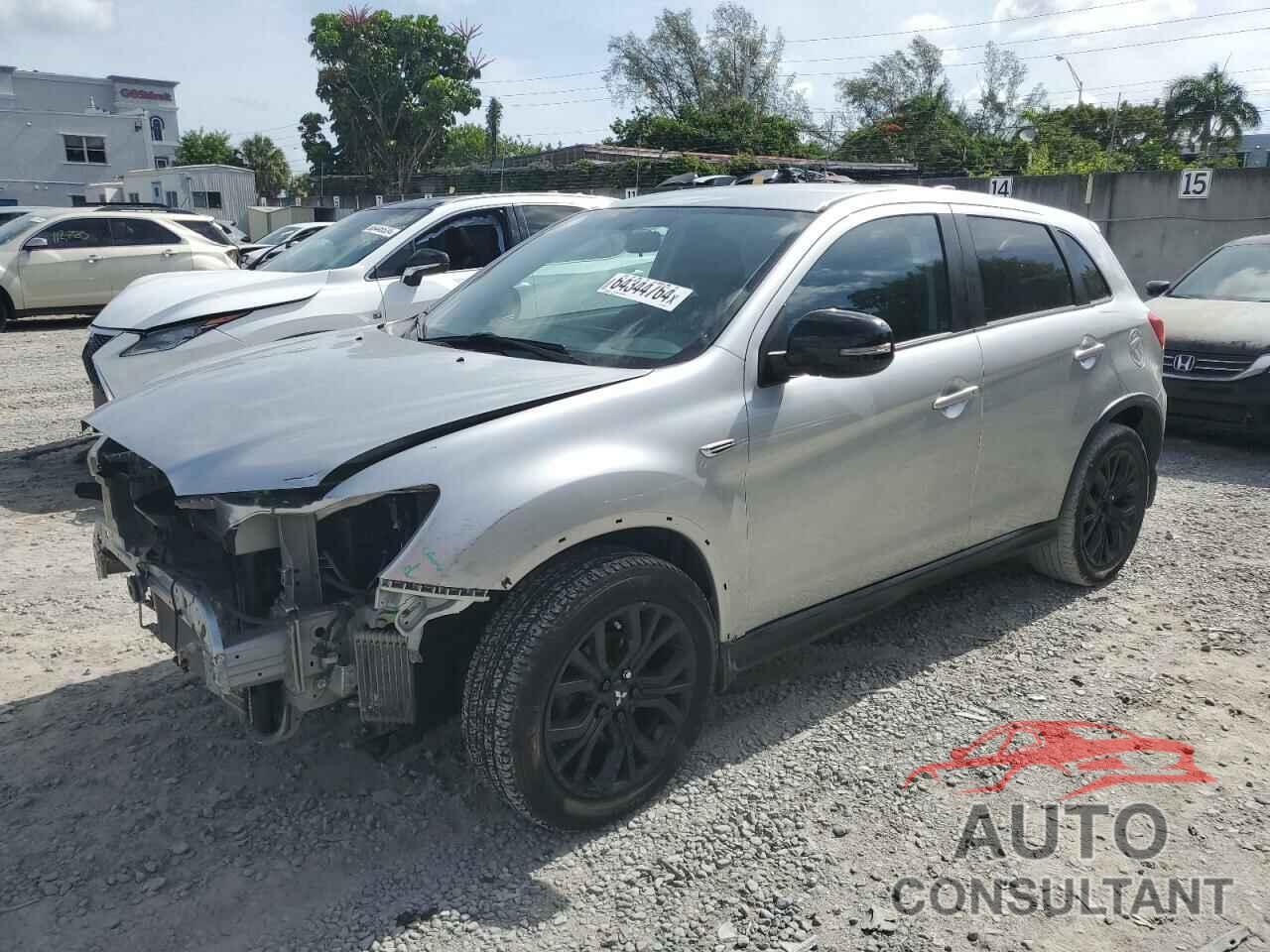 MITSUBISHI OUTLANDER 2018 - JA4AP3AU2JU005417