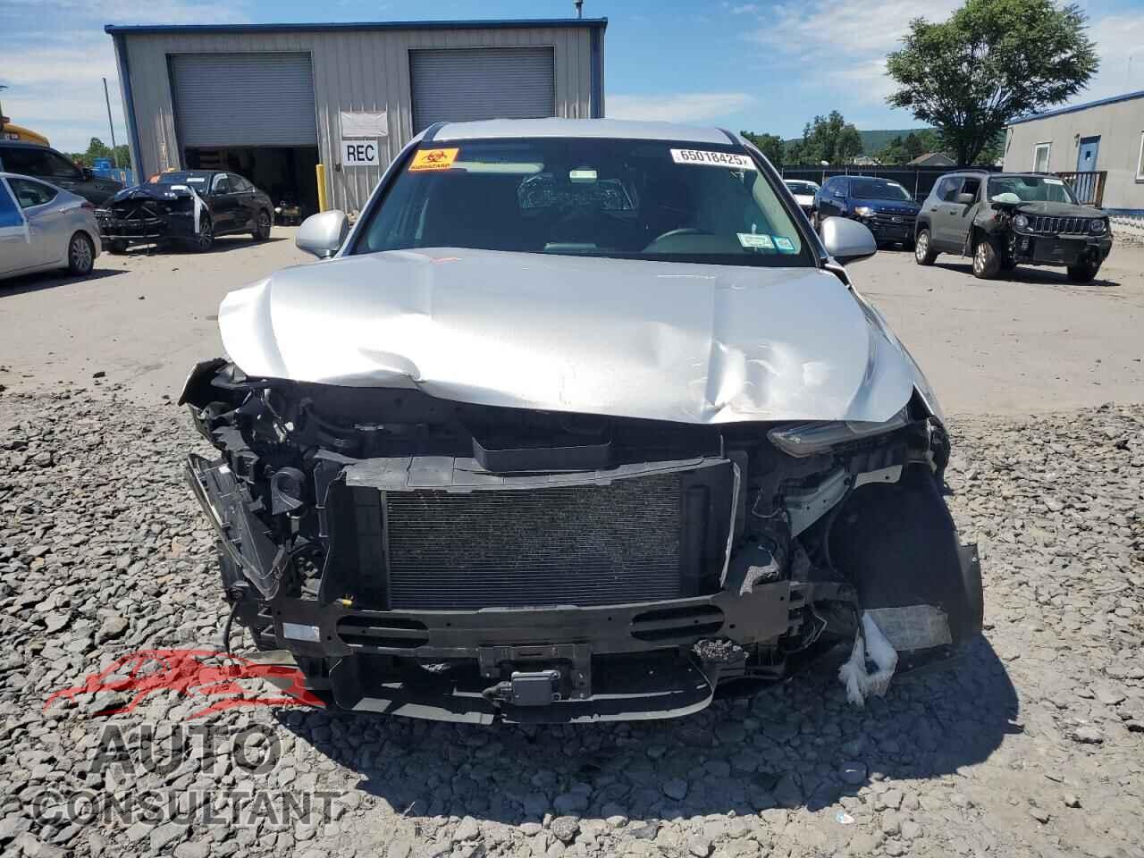 HYUNDAI SANTA FE 2019 - 5NMS2CAD0KH108398