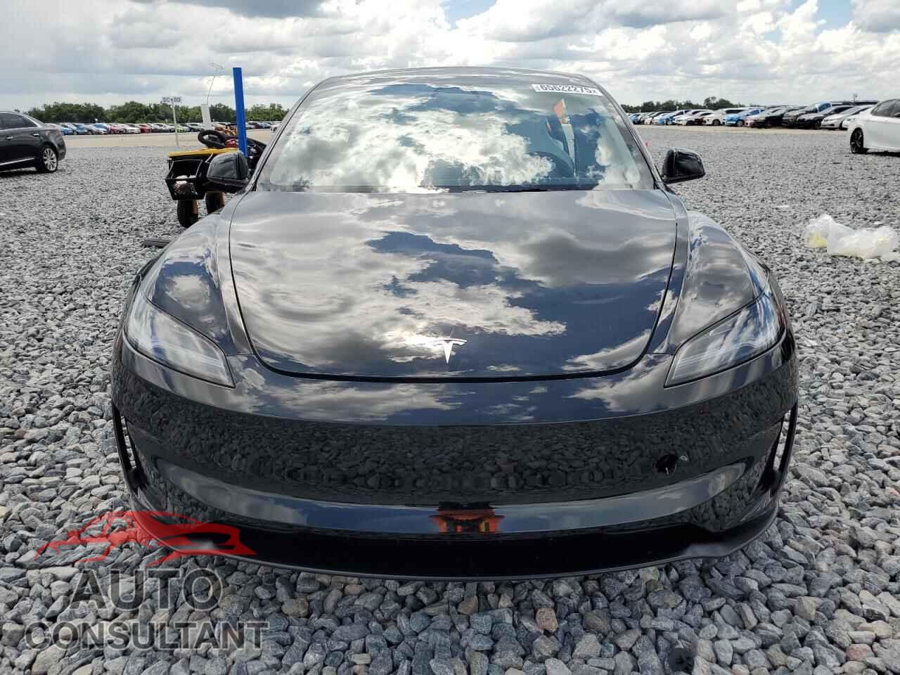 TESLA MODEL 3 2024 - 5YJ3E1ET7RF853243
