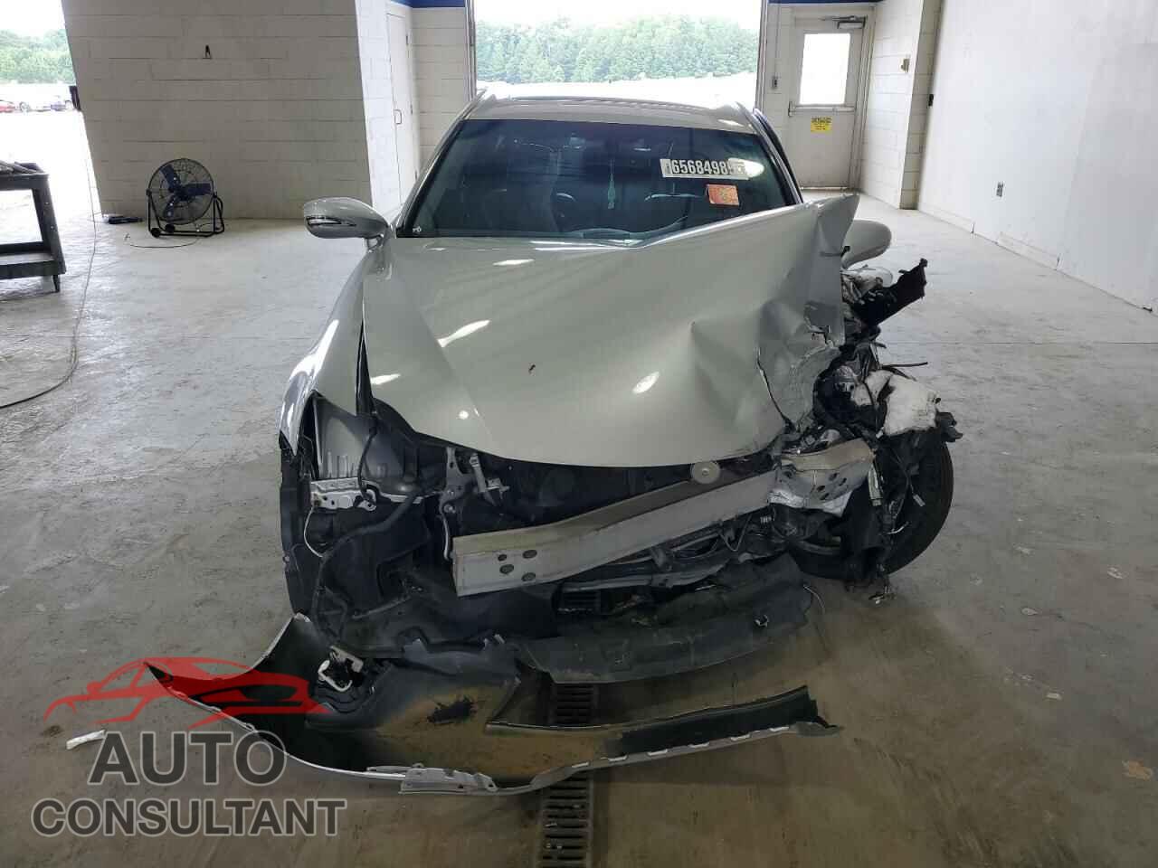LEXUS IS 2012 - JTHCF5C2XC5058600