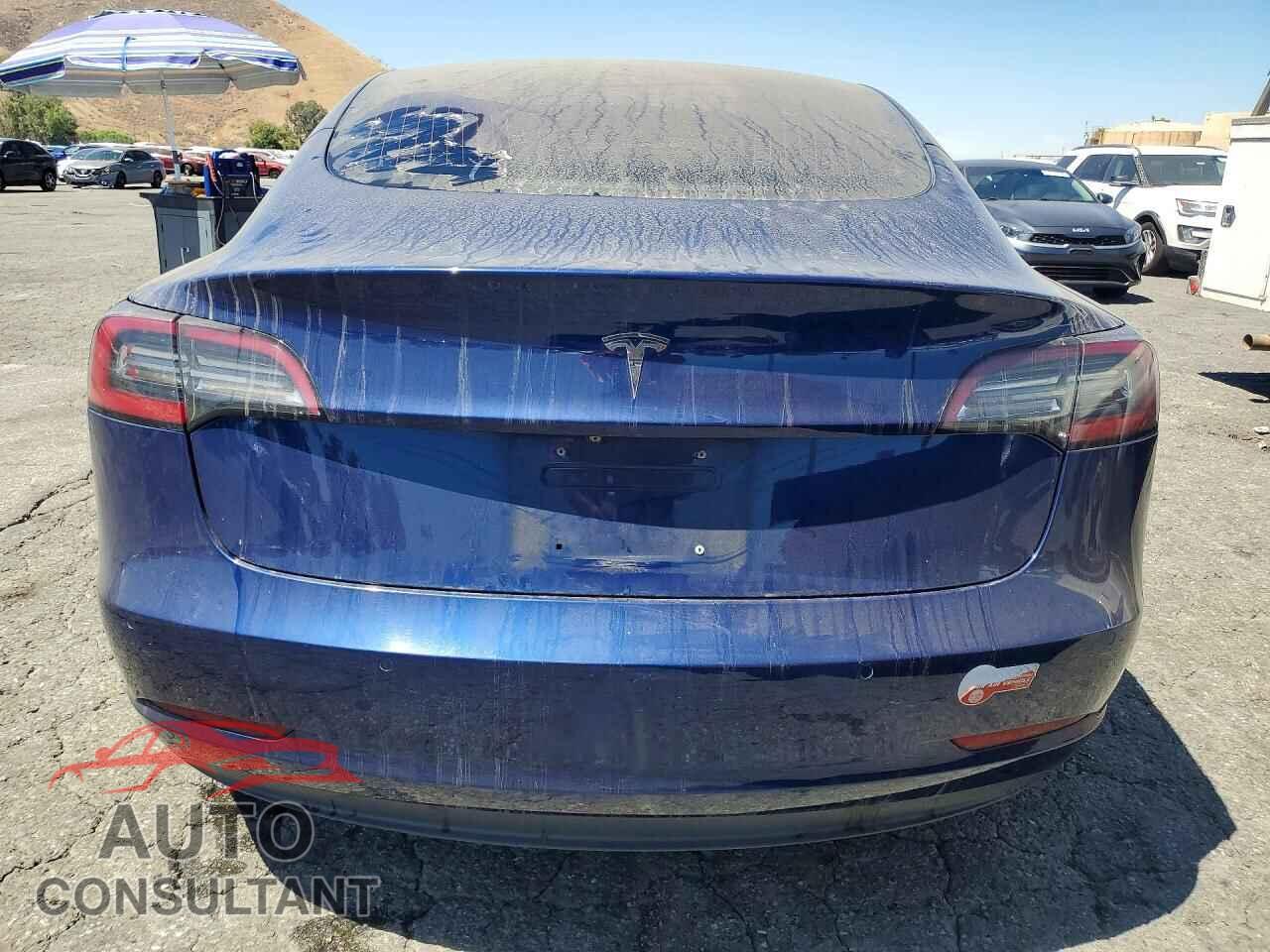 TESLA MODEL 3 2018 - 5YJ3E1EA1JF033386