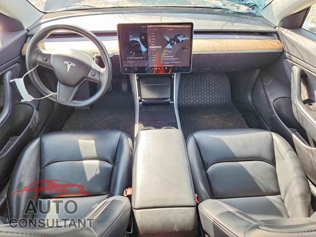 TESLA MODEL 3 2018 - 5YJ3E1EA3JF042428