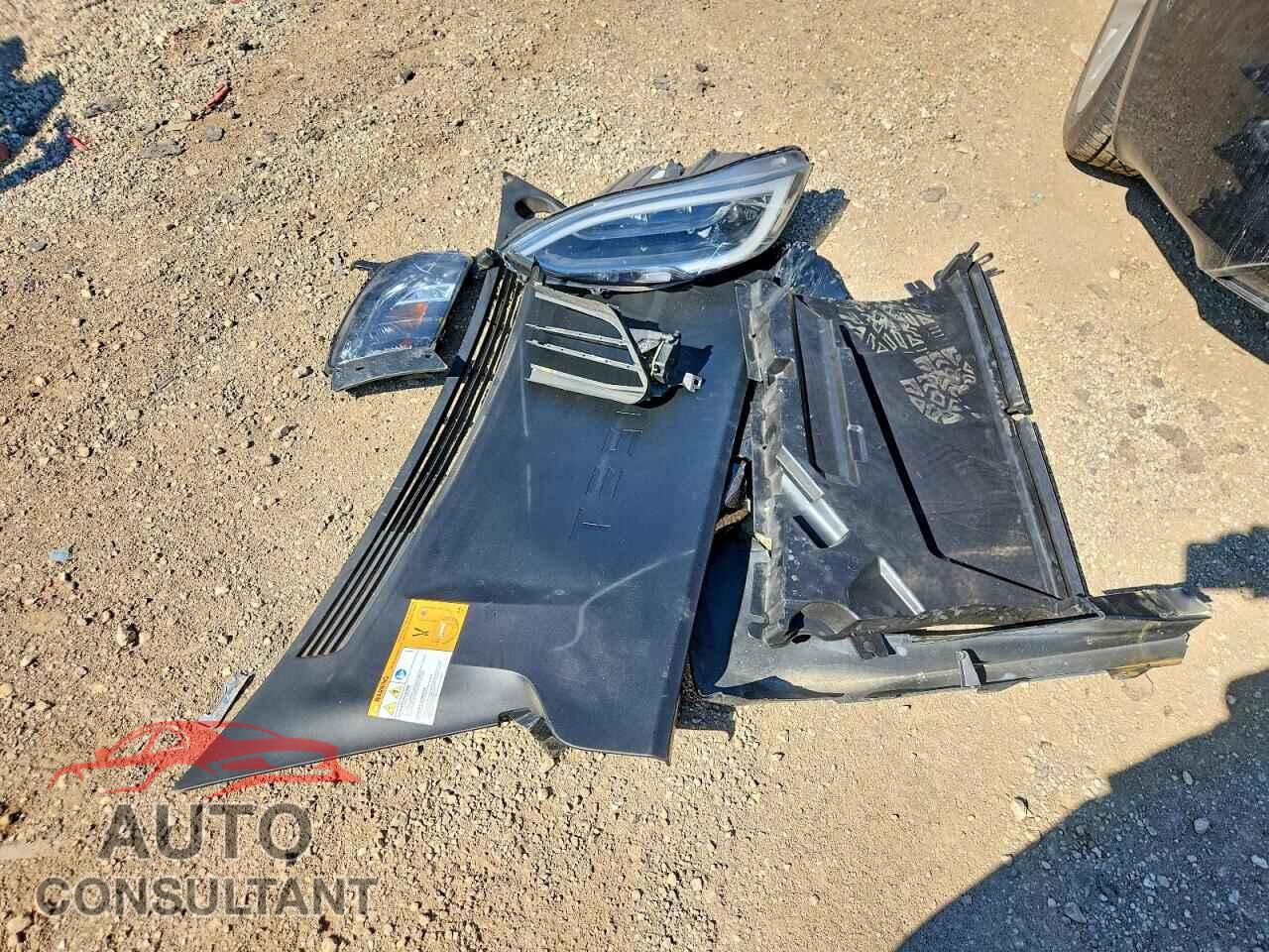 TESLA MODEL S 2018 - 5YJSA1E23JF281638