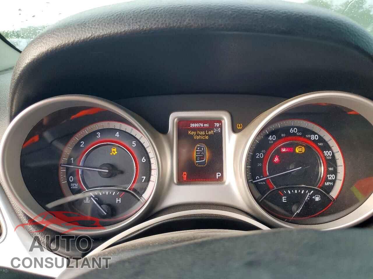 DODGE JOURNEY 2013 - 3C4PDCBG7DT570598