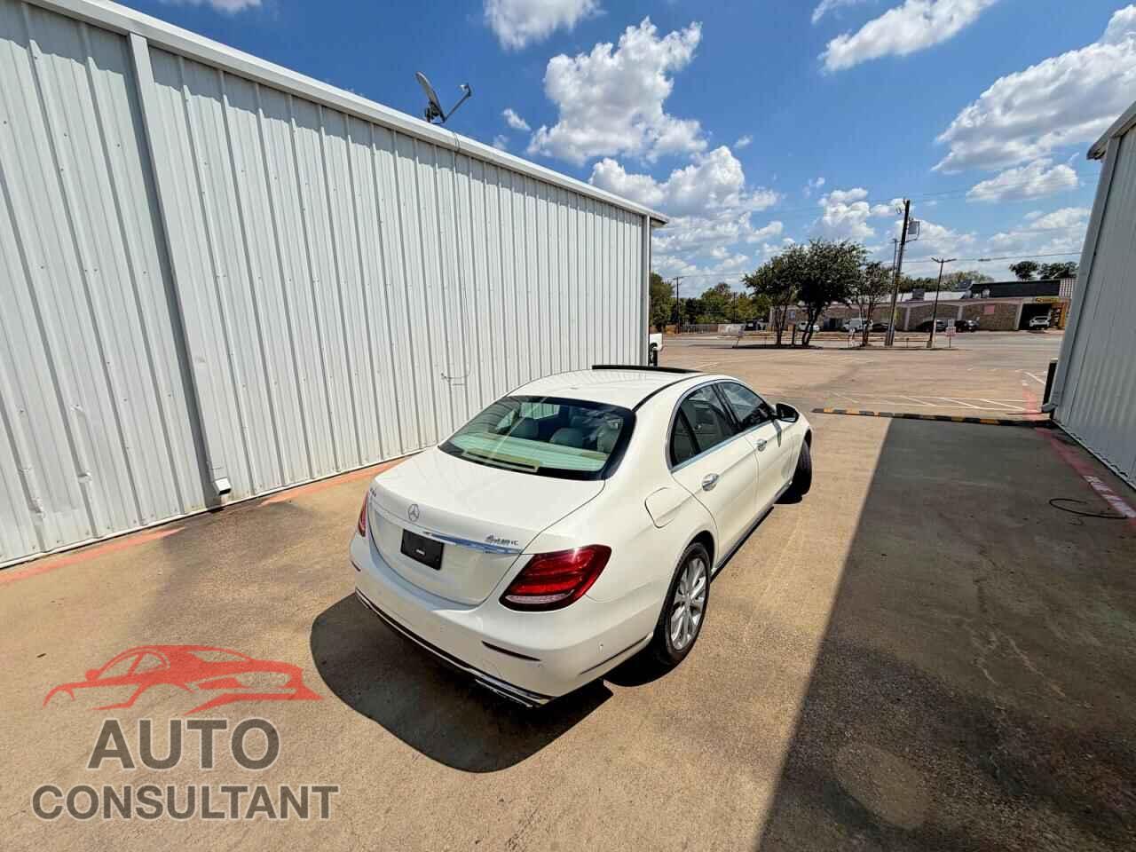 MERCEDES-BENZ E-CLASS 2017 - WDDZF4KB0HA203039