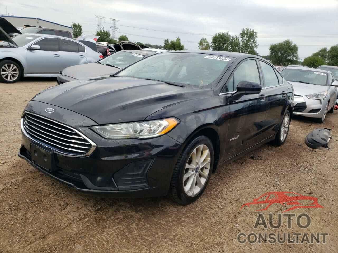 FORD FUSION 2019 - 3FA6P0LU2KR117995