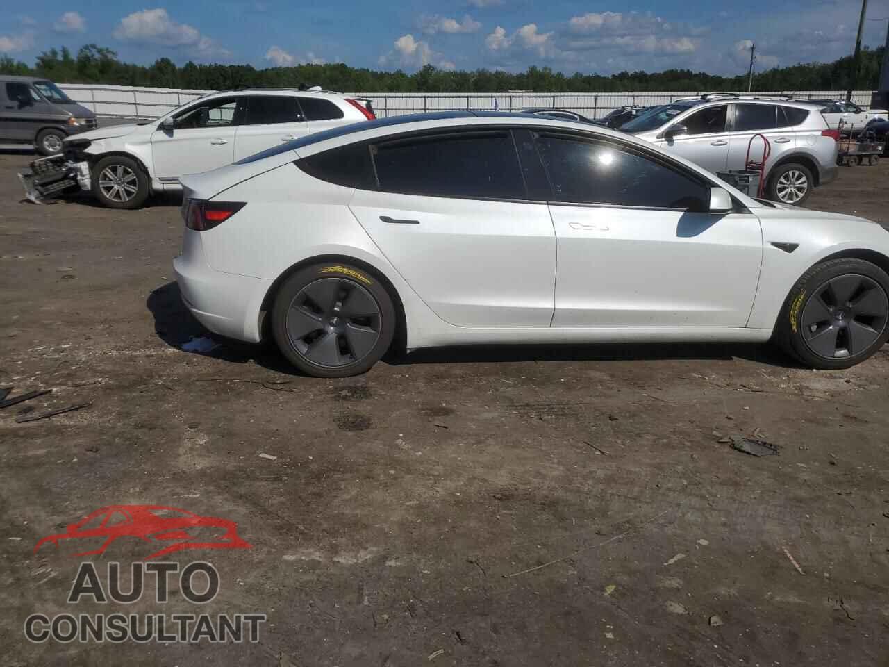 TESLA MODEL 3 2023 - 5YJ3E1EA8PF433700