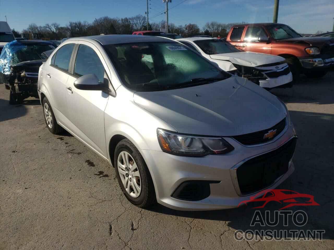 CHEVROLET SONIC 2017 - 1G1JB5SH5H4141979