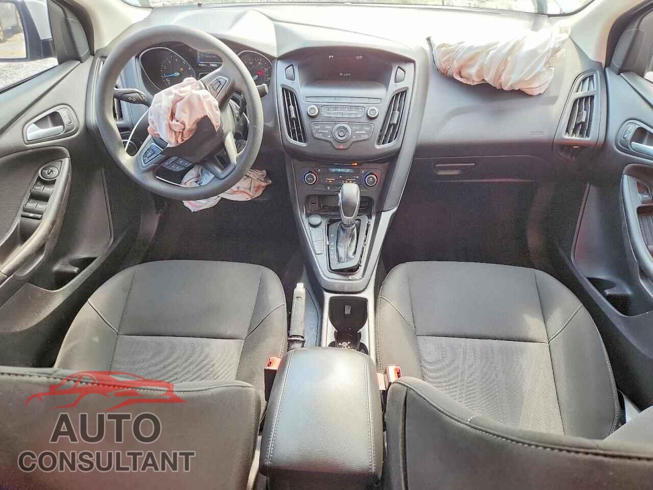 FORD FOCUS 2018 - 1FADP3FE8JL322800