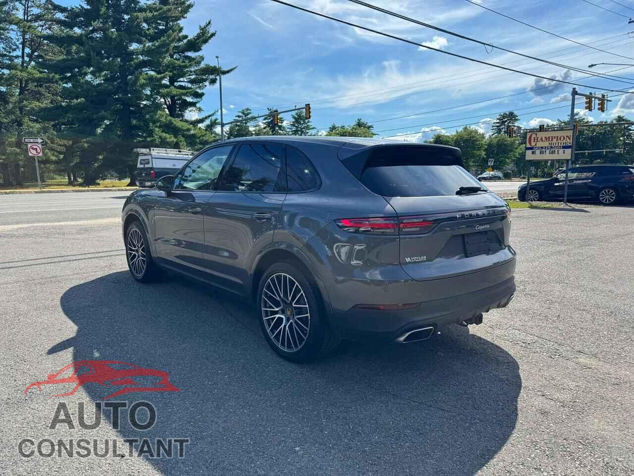 PORSCHE CAYENNE 2019 - WP1AA2AY9KDA07377