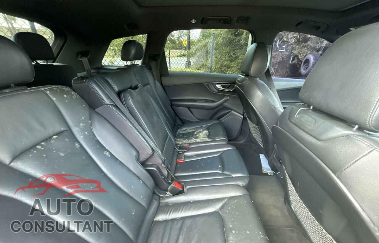 AUDI Q7 2017 - WA1AAAF76HD005567
