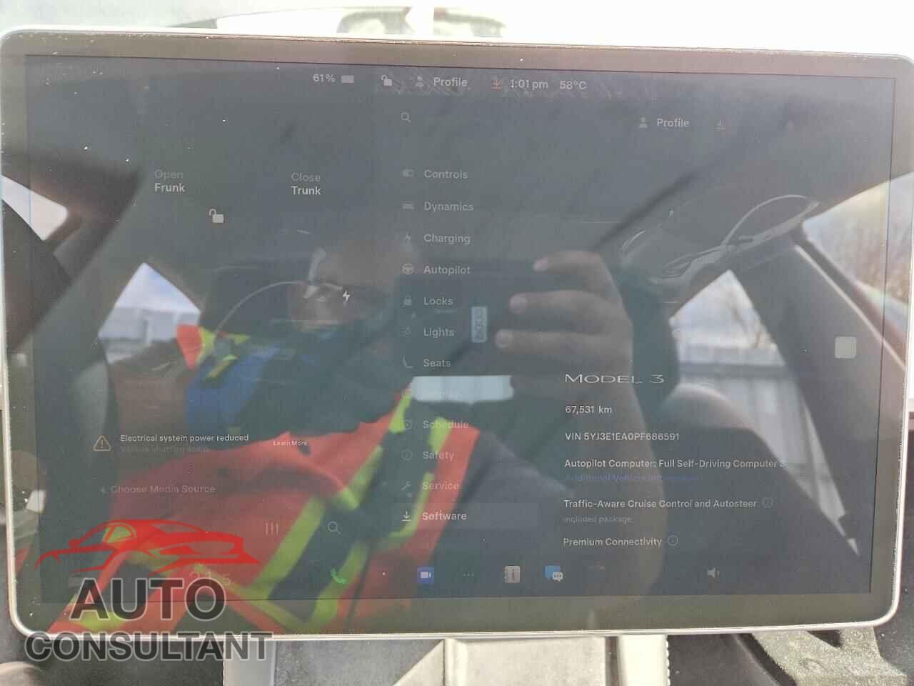 TESLA MODEL 3 2023 - 5YJ3E1EA0PF686591