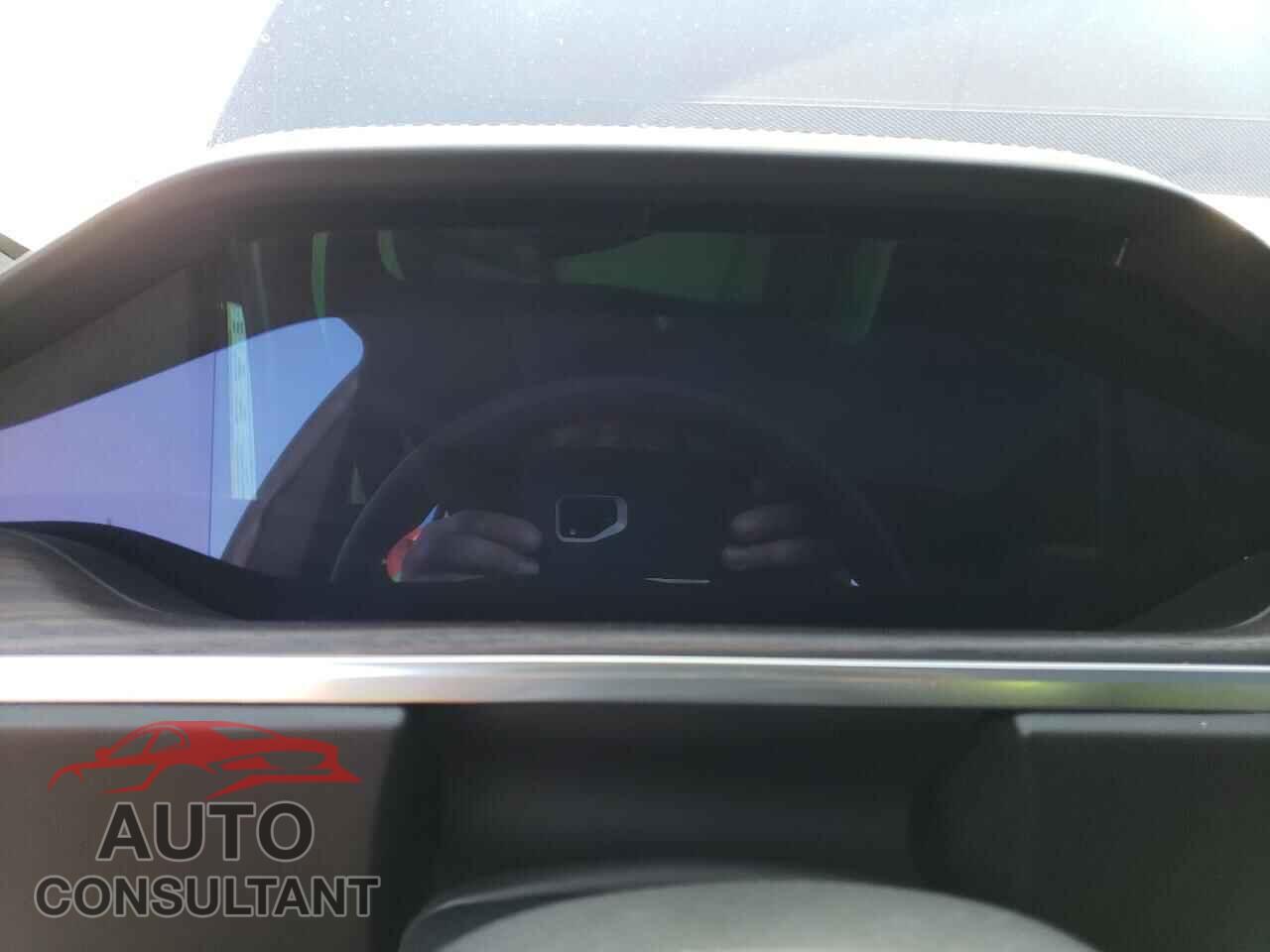 TESLA MODEL S 2023 - 5YJSA1E56PF522093