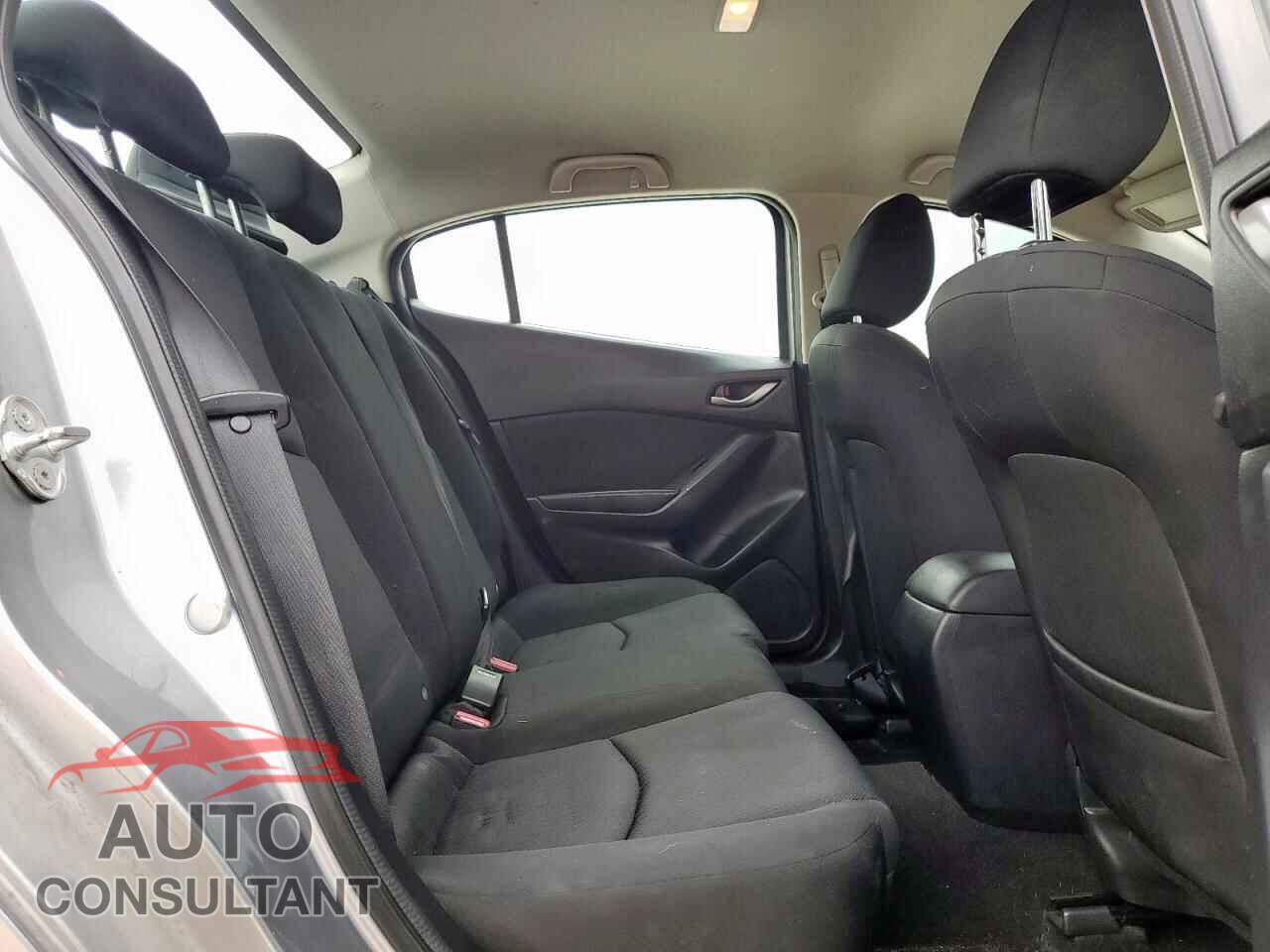 MAZDA 3 2015 - 3MZBM1U77FM167050