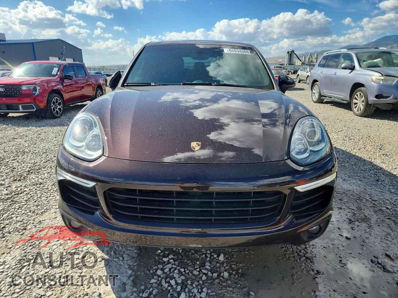 PORSCHE CAYENNE 2018 - WP1AA2A23JKA06389