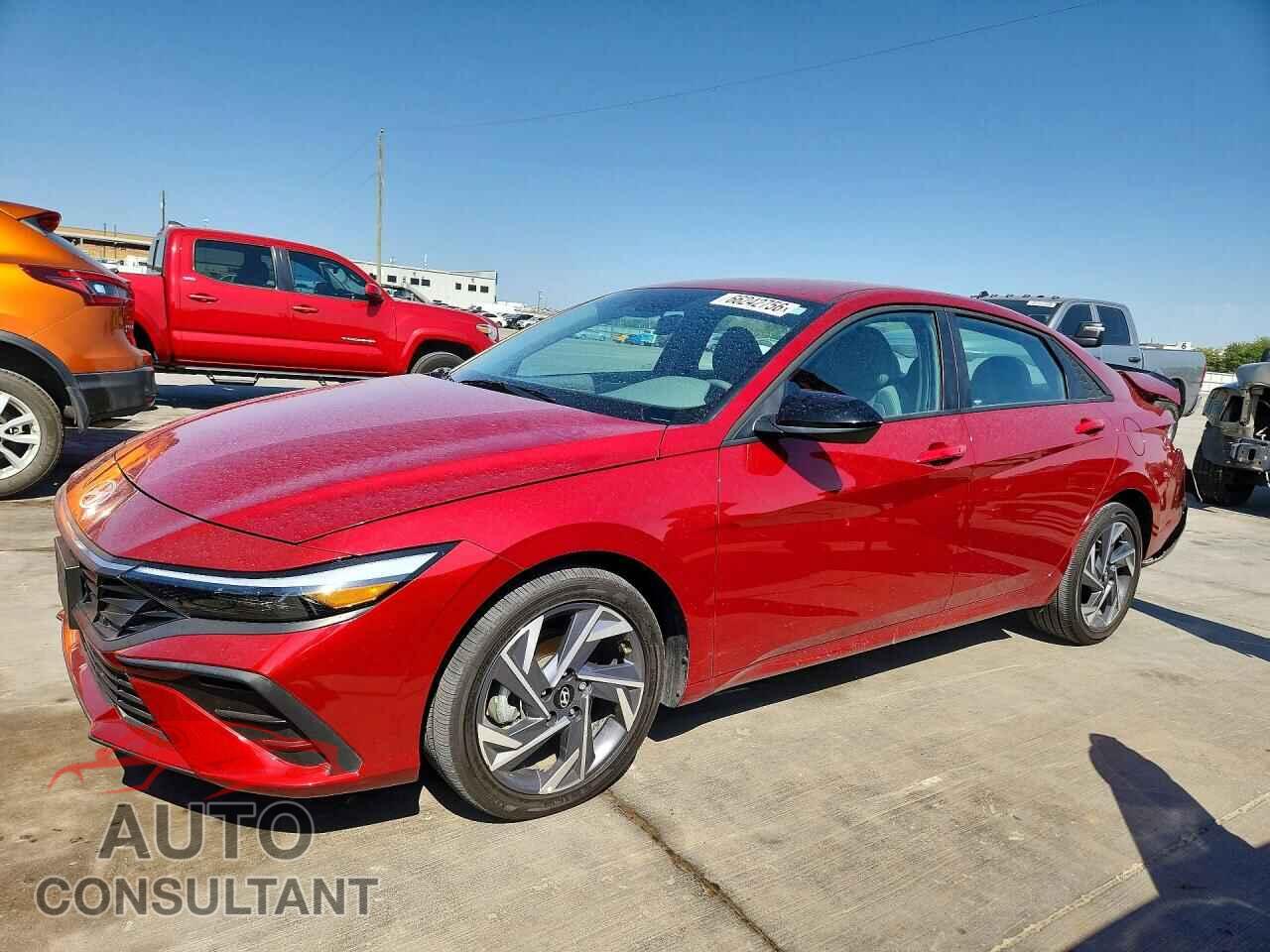 HYUNDAI ELANTRA 2025 - KMHLM4DJ9SU174006