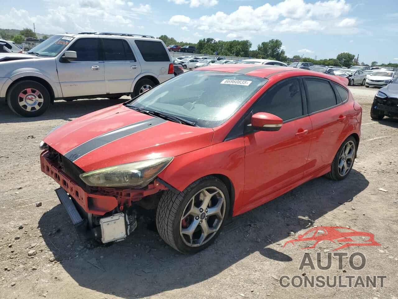 FORD FOCUS 2015 - 1FADP3L9XFL367932