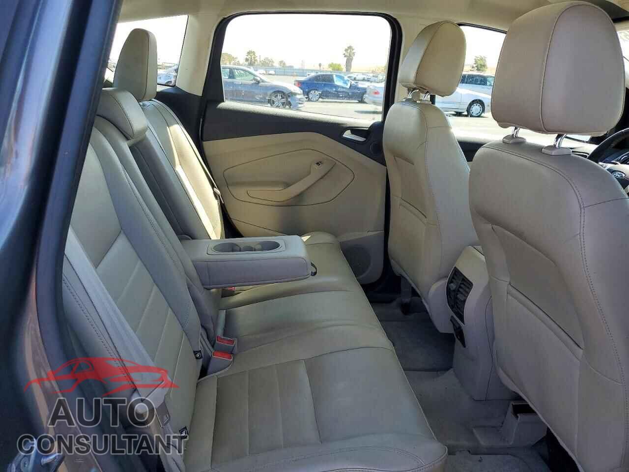 FORD CMAX 2013 - 1FADP5CU2DL508523