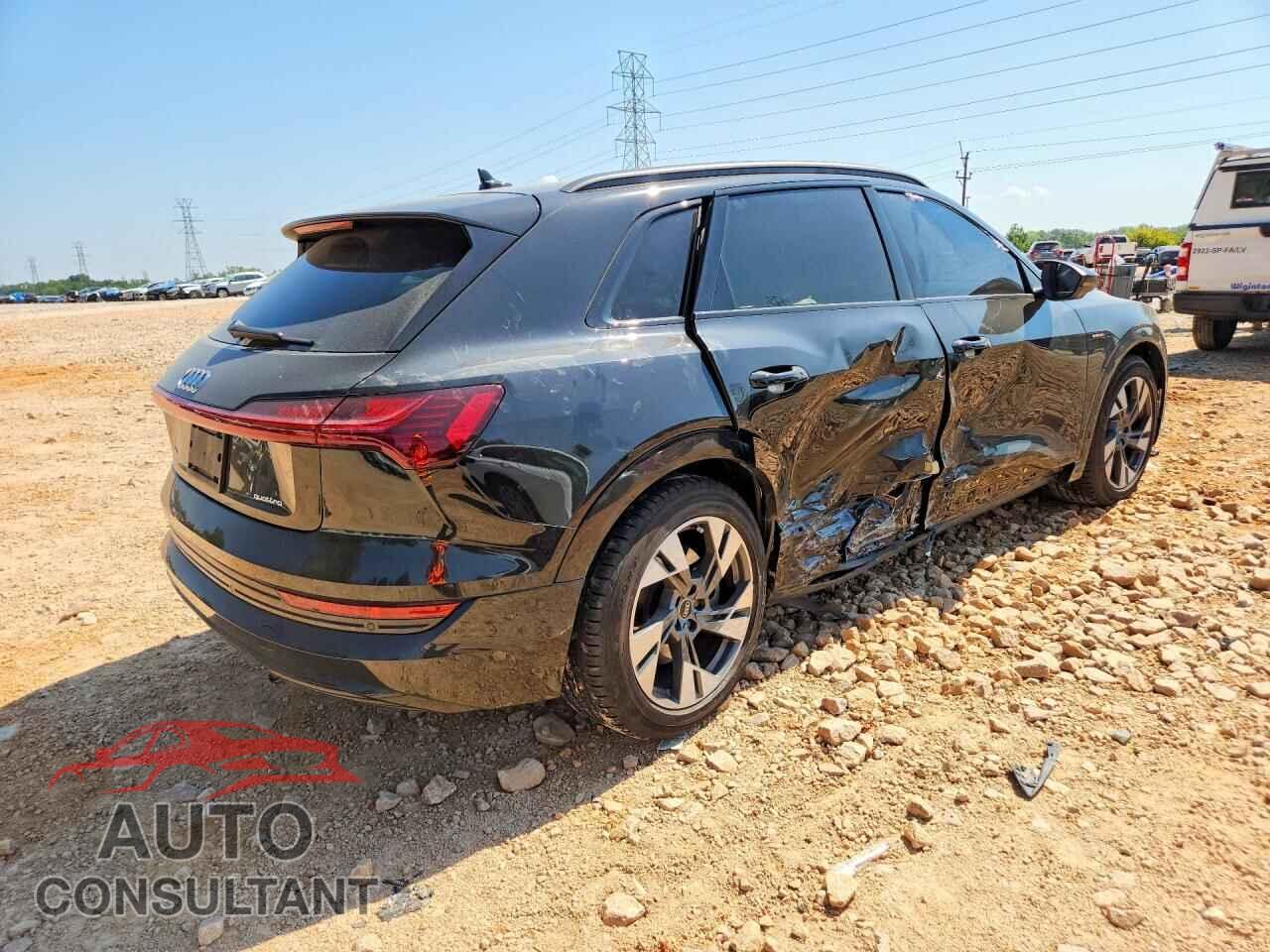 AUDI E-TRON 2021 - WA1AAAGE4MB008891