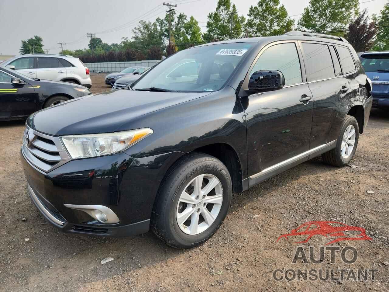 TOYOTA HIGHLANDER 2013 - 5TDBK3EH9DS213888