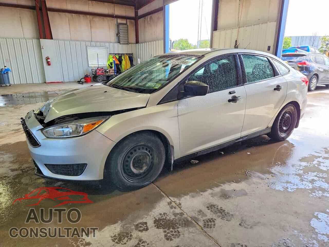 FORD FOCUS 2016 - 1FADP3E27GL210327