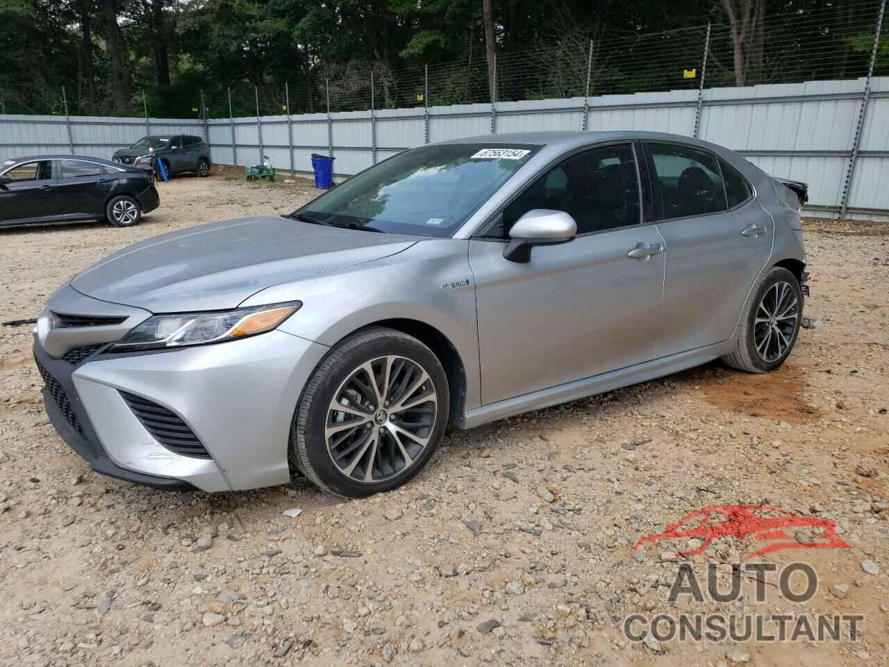 TOYOTA CAMRY 2018 - 4T1B21HK0JU507548