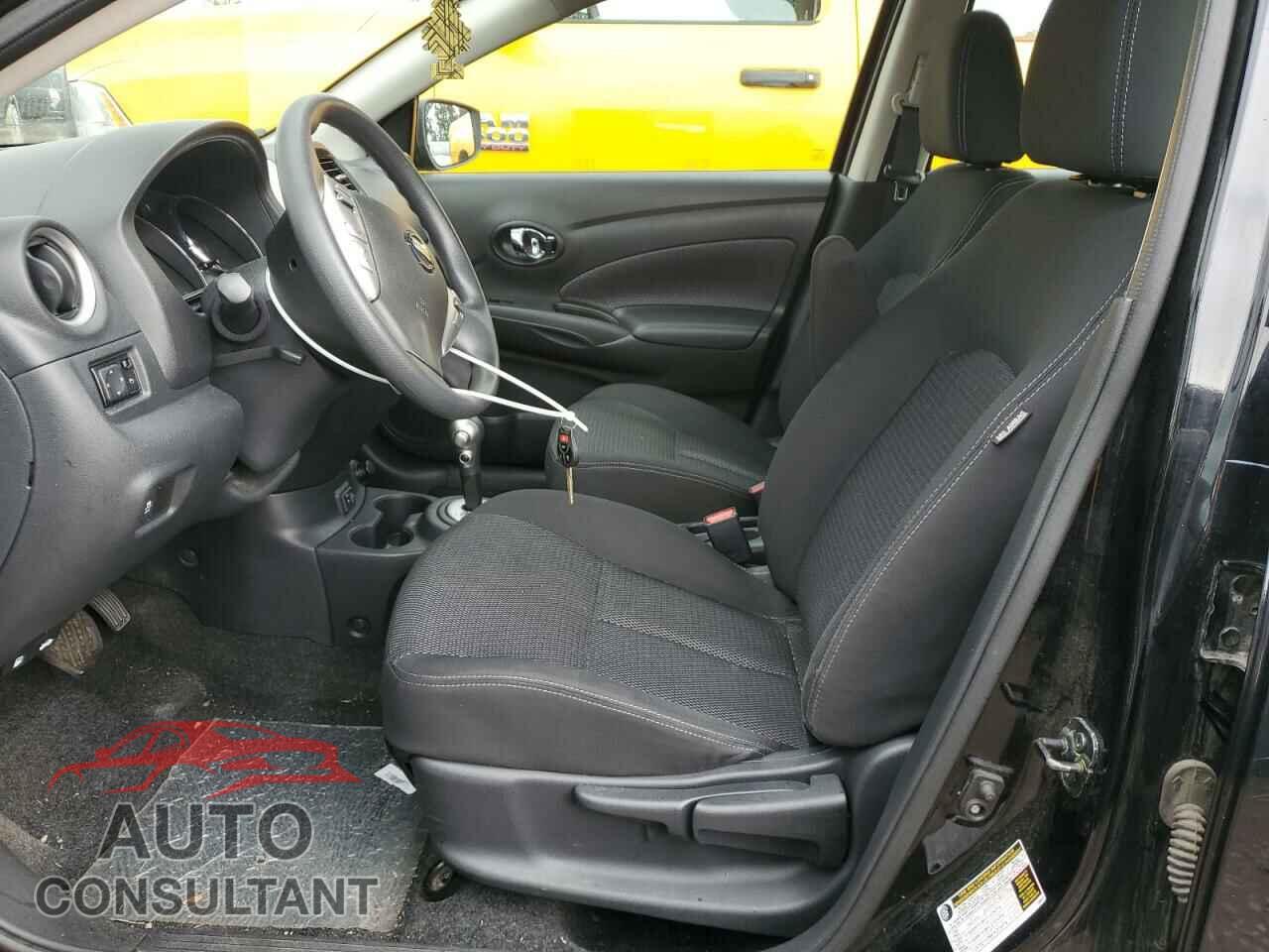 NISSAN VERSA 2019 - 3N1CN7AP3KL812565