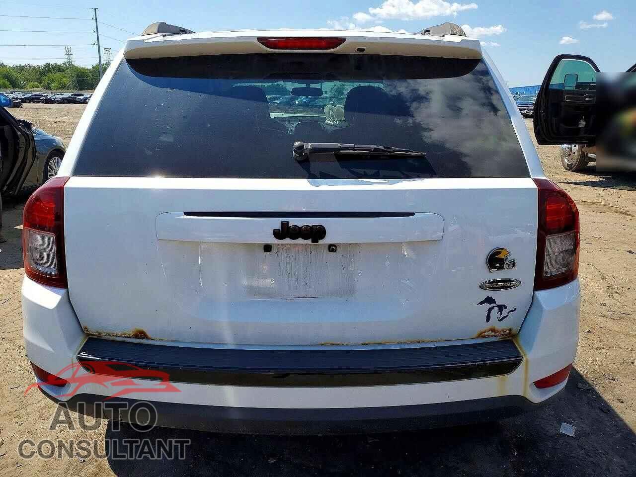JEEP COMPASS 2015 - 1C4NJCBA0FD210013