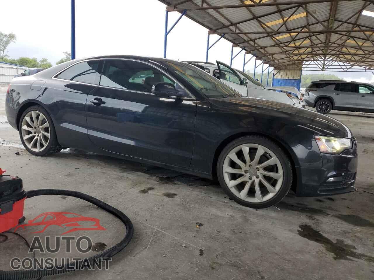 AUDI A5 2013 - WAULFAFR6DA028440