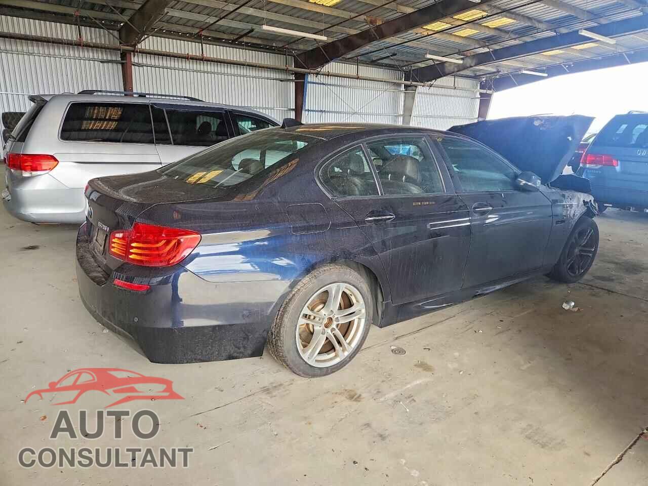 BMW 5 SERIES 2015 - WBA5A5C55FD517462