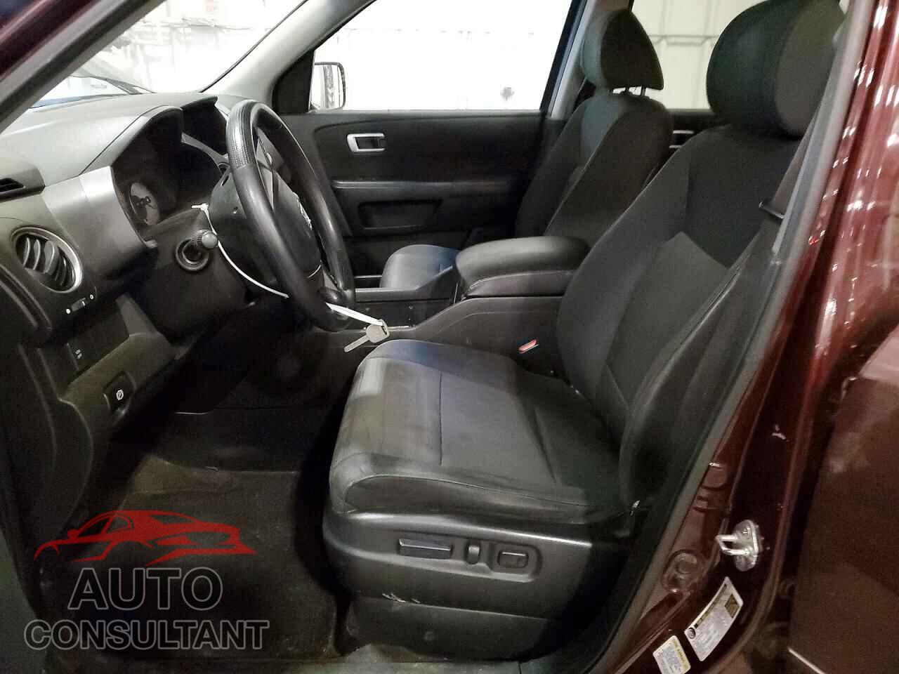 HONDA PILOT 2011 - 5FNYF4H47BB072480