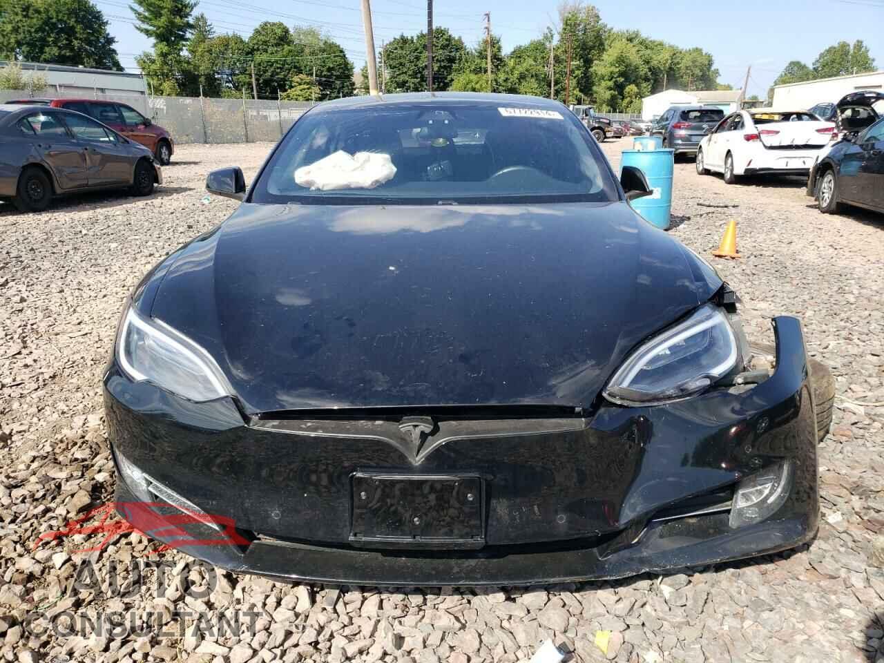 TESLA MODEL S 2018 - 5YJSA1E24JF286525