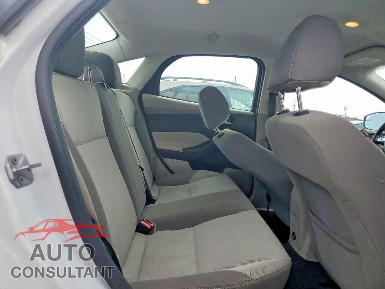 FORD FOCUS 2013 - 1FADP3F20DL363092