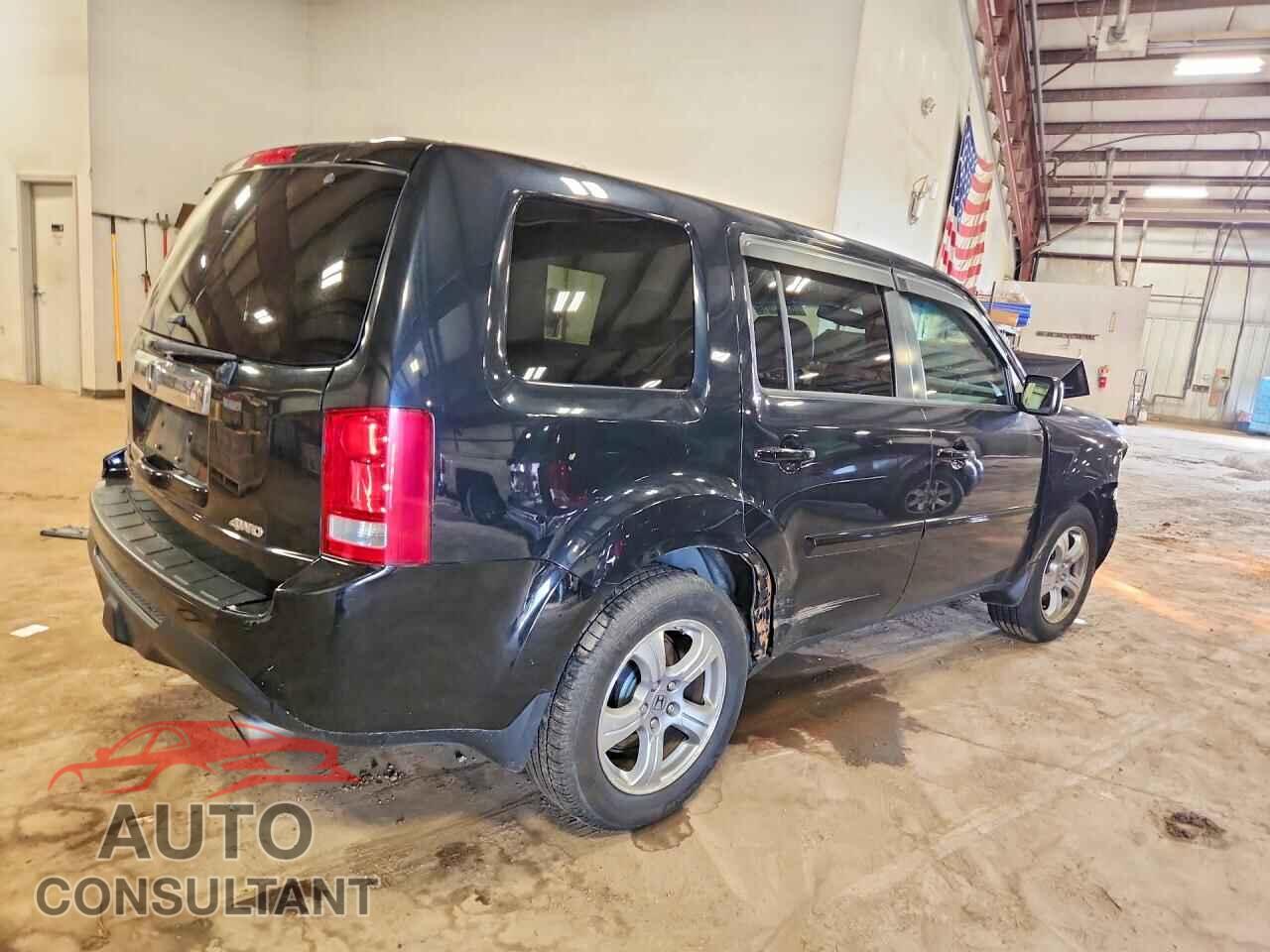 HONDA PILOT 2013 - 5FNYF4H51DB011542