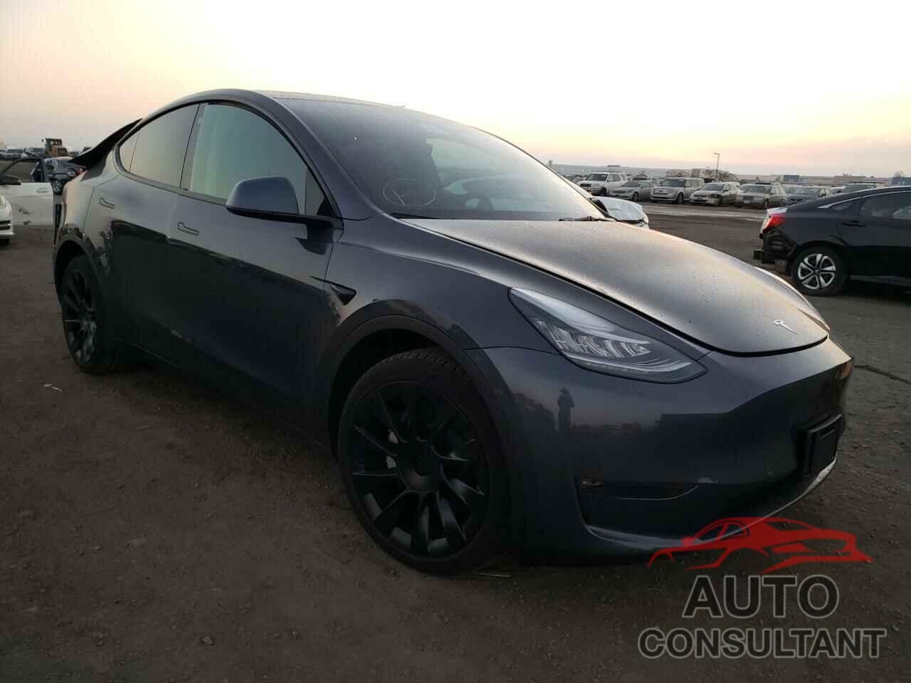 TESLA MODEL Y 2021 - 5YJYGAEEXMF263046