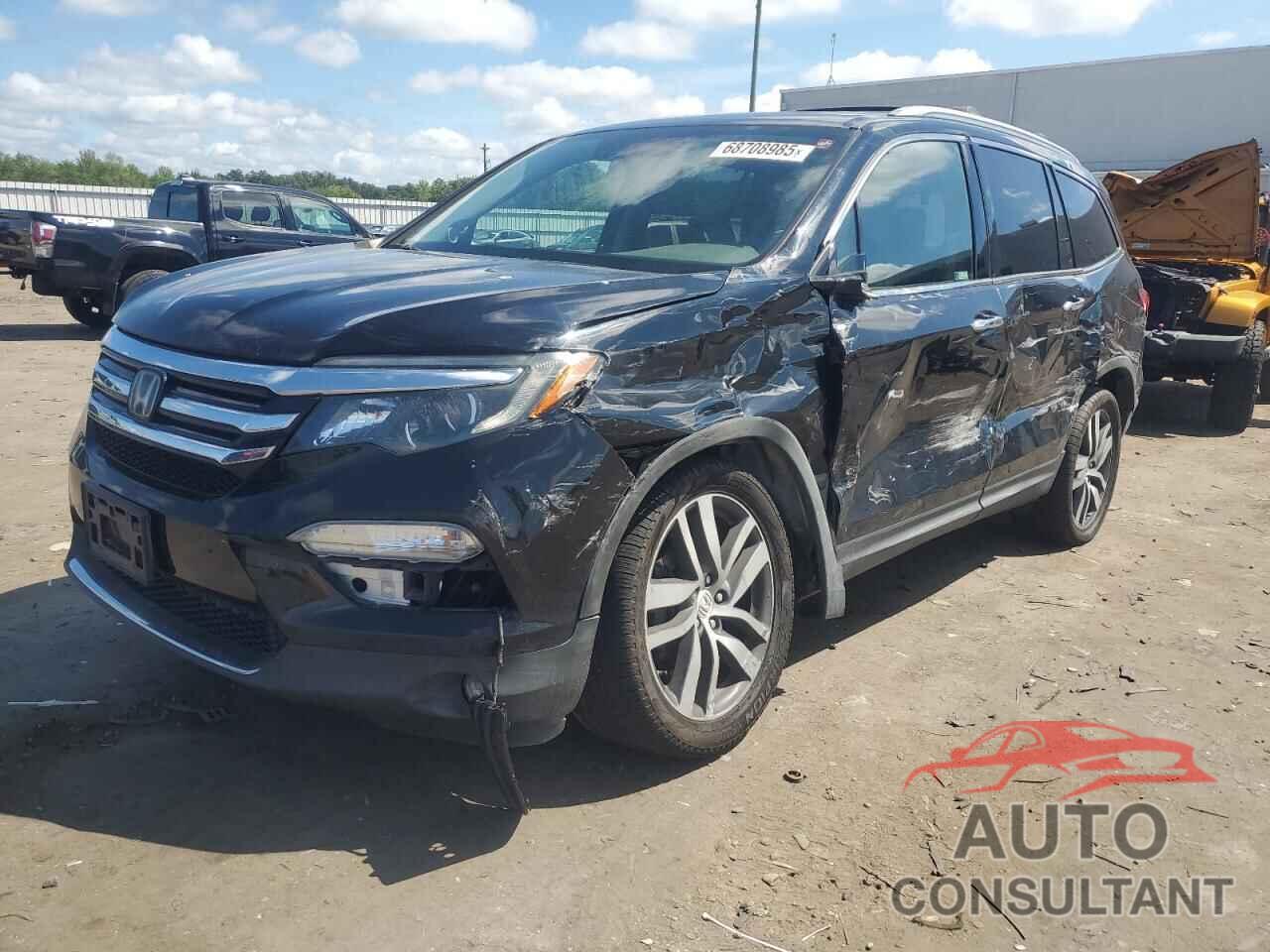HONDA PILOT 2018 - 5FNYF6H01JB020821