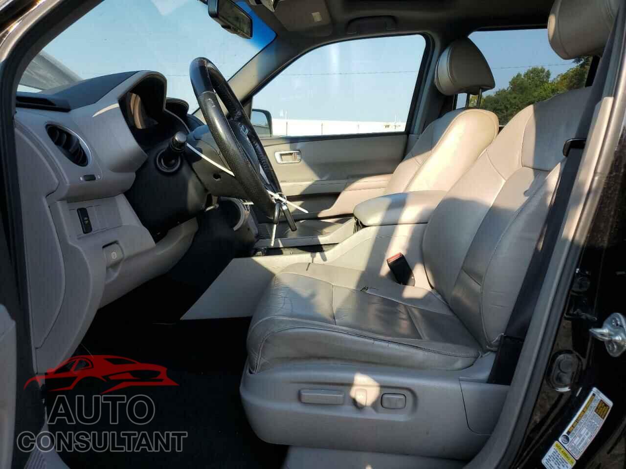 HONDA PILOT 2010 - 5FNYF3H54AB006776