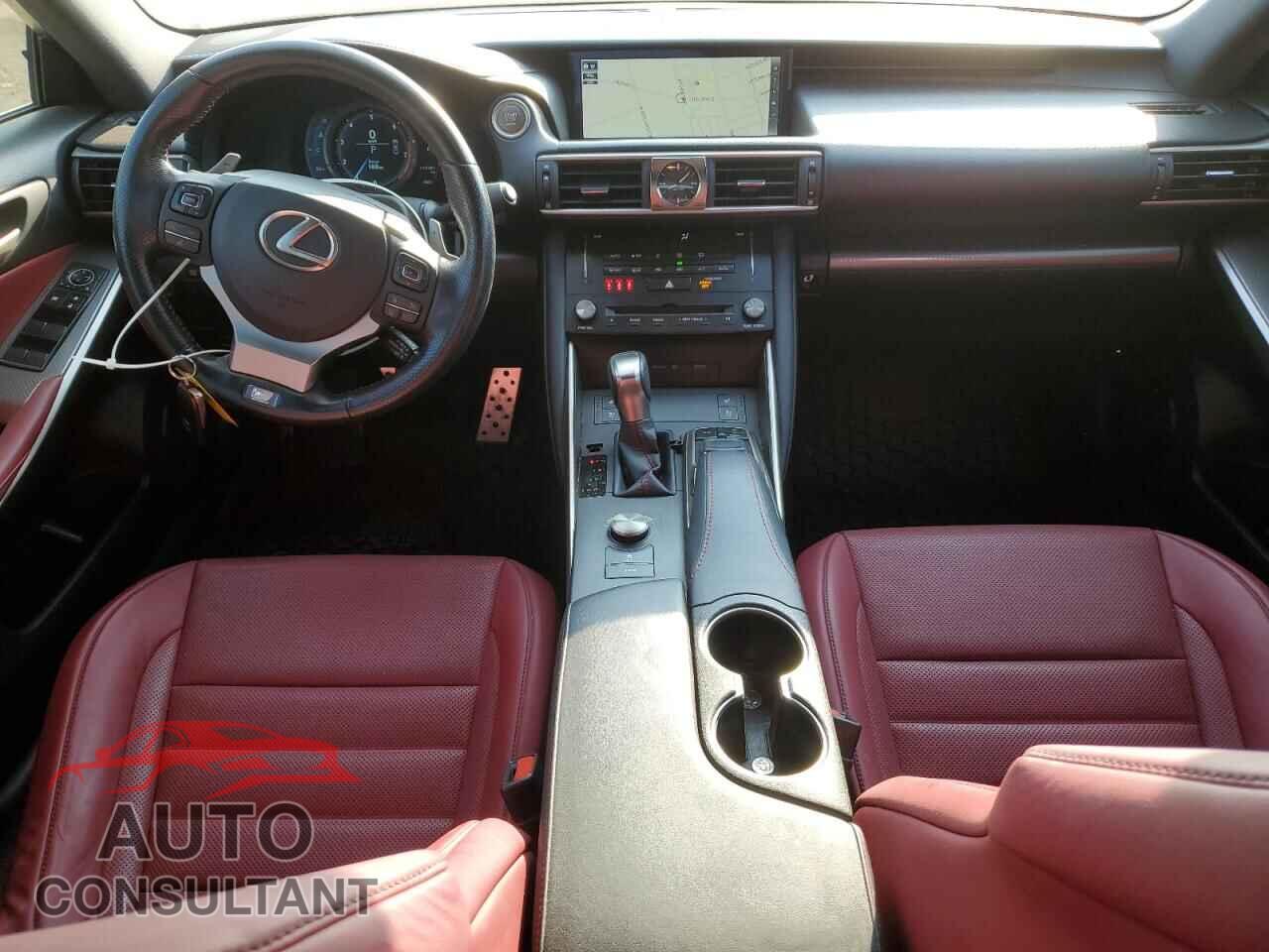 LEXUS IS 2017 - JTHCM1D28H5023803