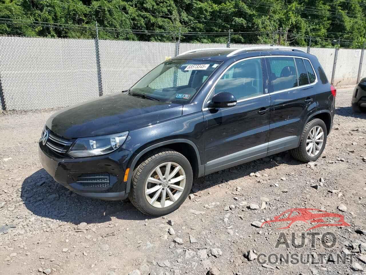 VOLKSWAGEN TIGUAN 2017 - WVGSV7AX0HW512439
