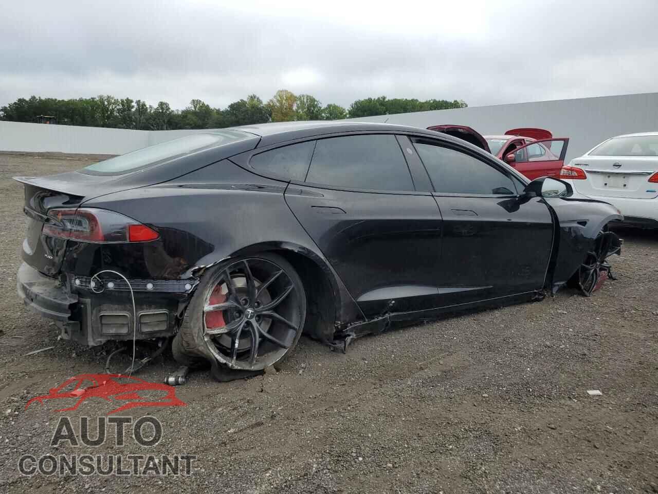 TESLA MODEL S 2021 - 5YJSA1E64MF438617