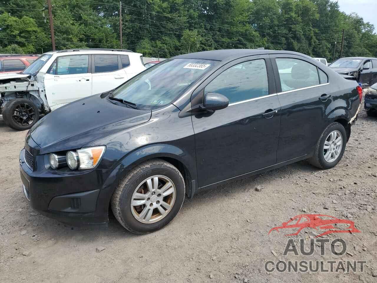 CHEVROLET SONIC 2014 - 1G1JC5SB6E4240704