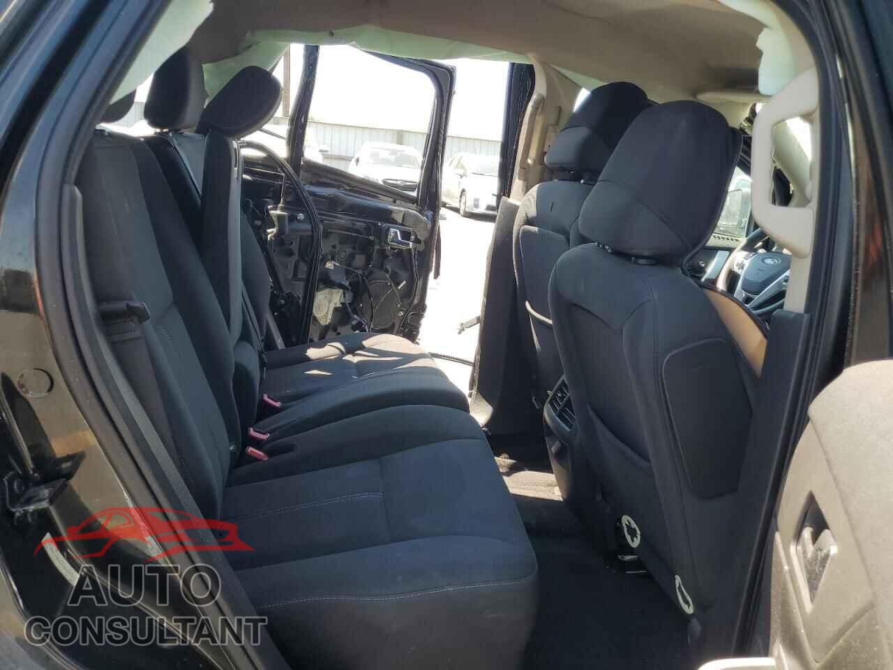 FORD EDGE 2011 - 2FMDK3GC3BBA06885