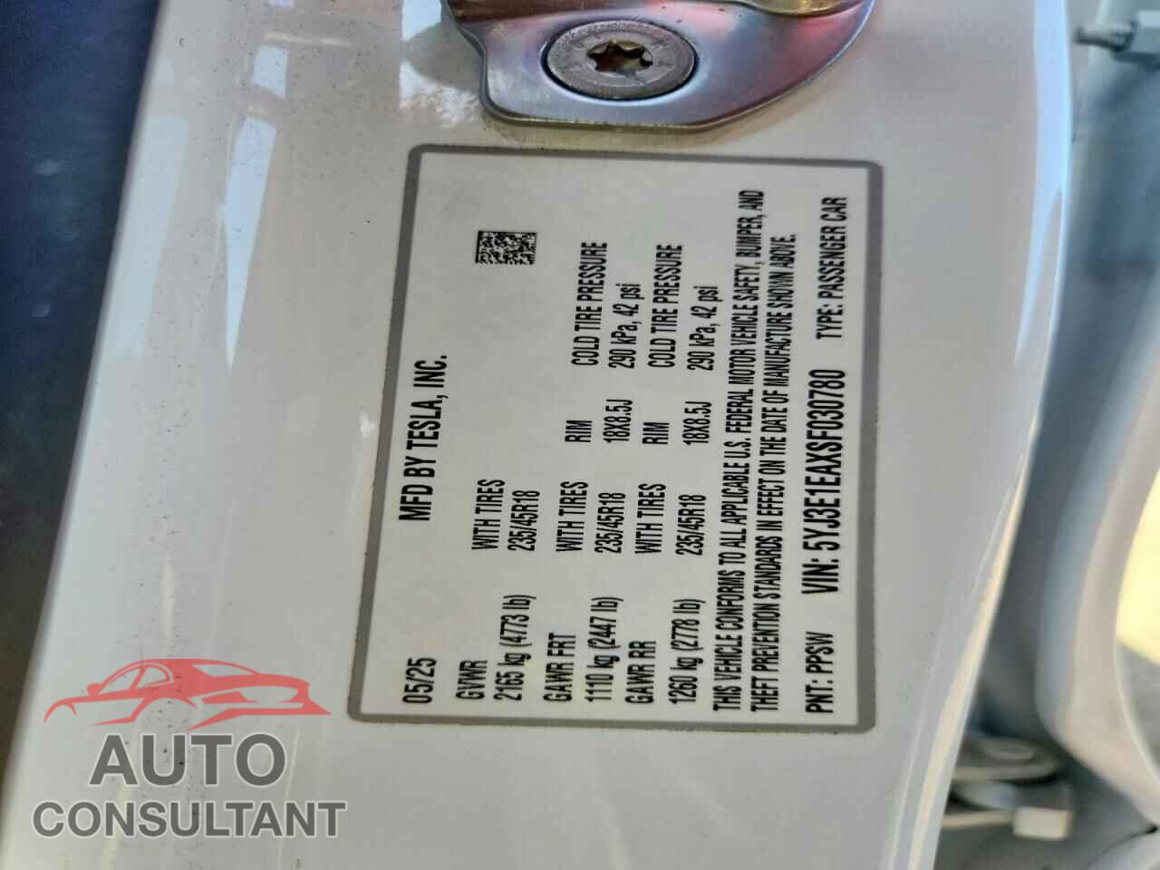 TESLA MODEL 3 2025 - 5YJ3E1EAXSF030780